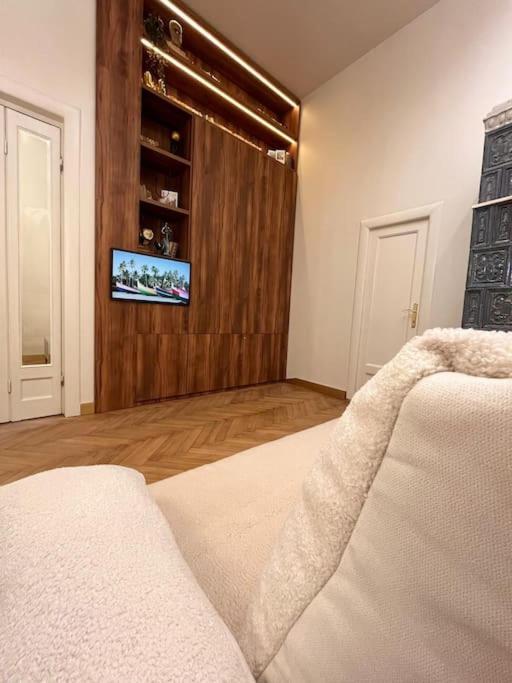 Littlehouse- Entire For Maximum 4 People Villa *
